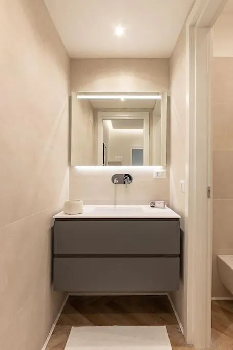 Nuovissimo Appartamento Luxury, Centro Milan