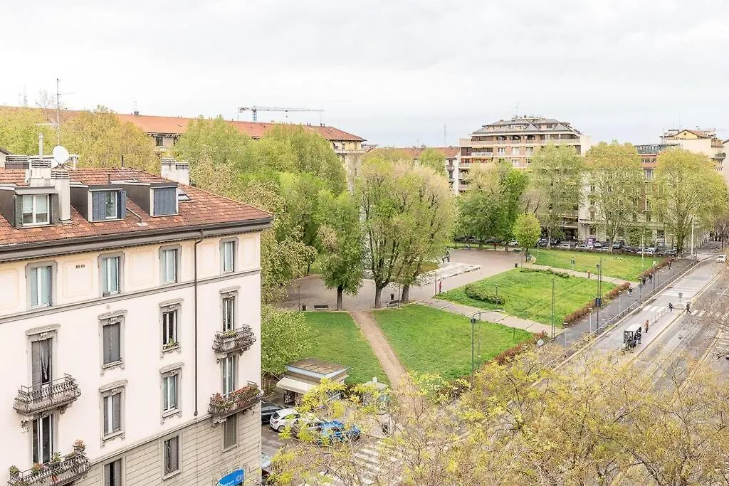 Apartment Nuovissimo Appartamento Luxury, Centro Milan